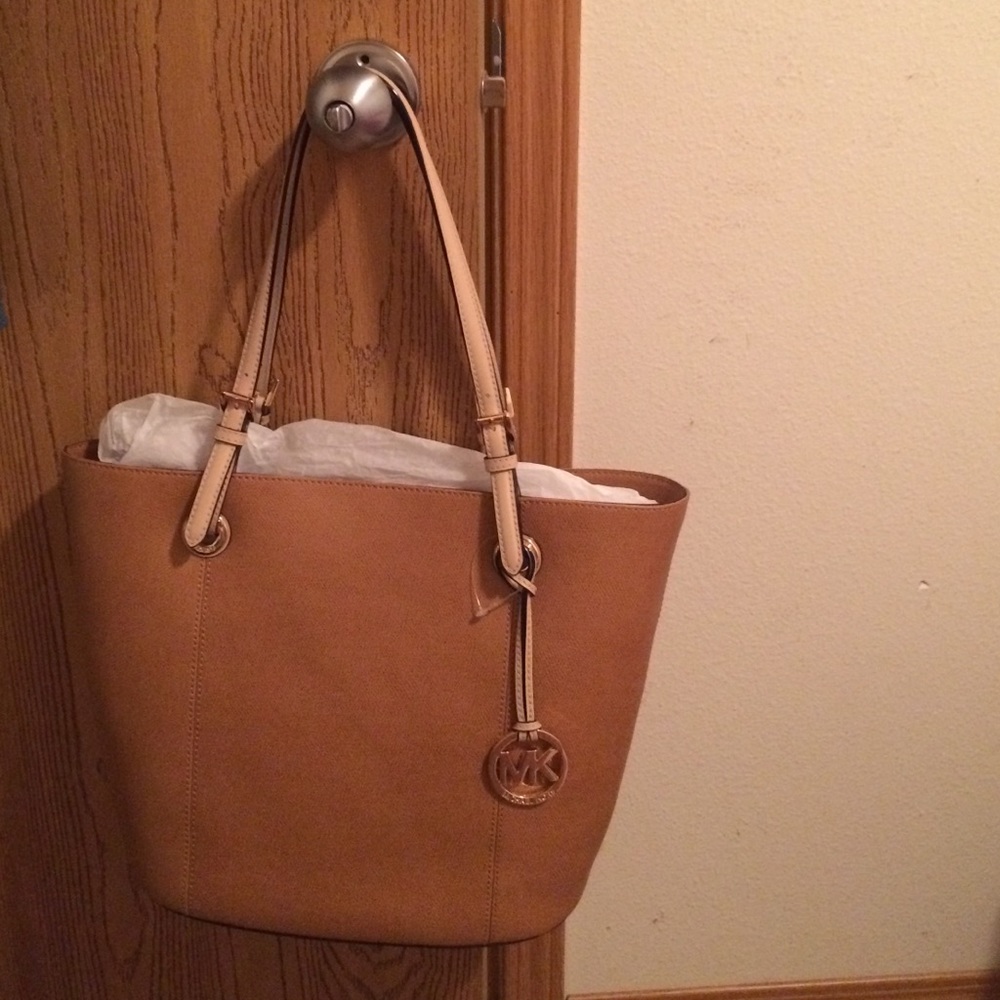 Amazing  leather suntan tote - Picture 2 of 4
